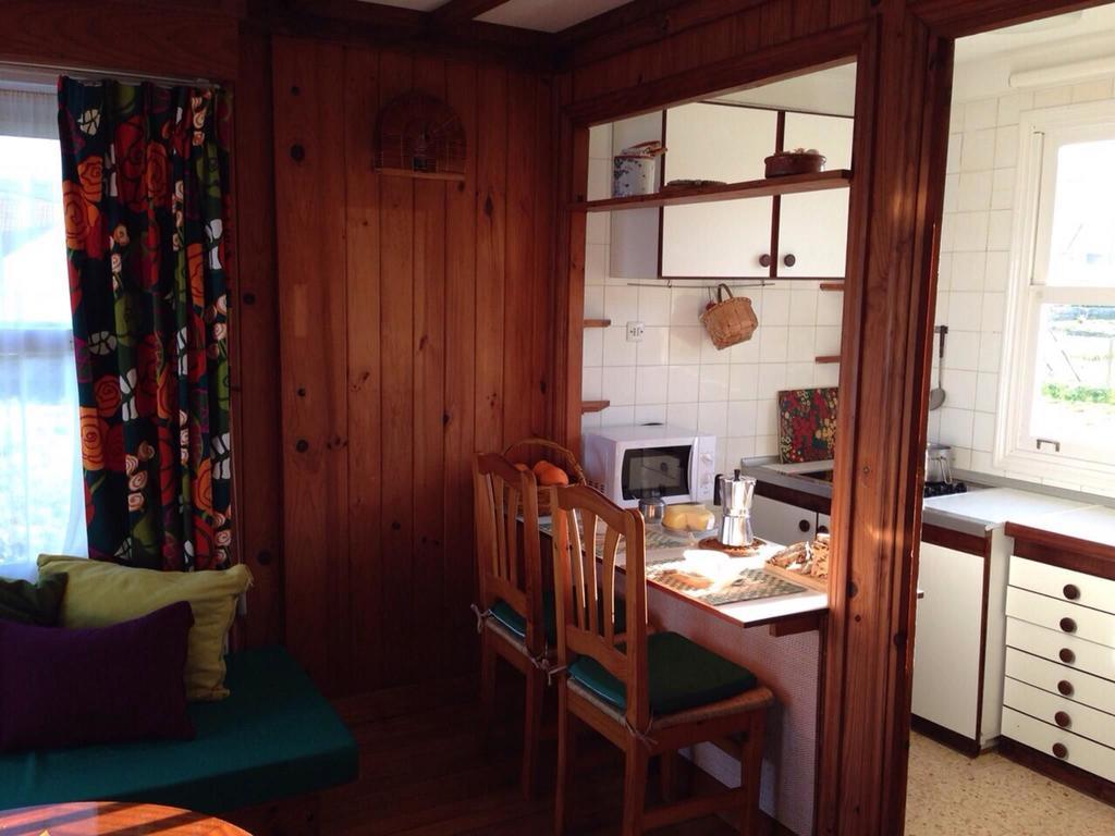 Cozy Holiday Home In Porto Do Son Near Beach Portosín Exterior foto